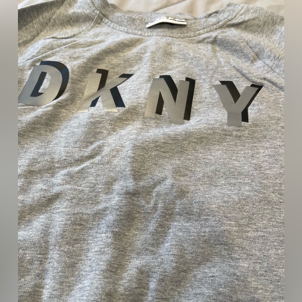 DKNY Sport top, Size: M, like new condition - Picture 1 of 6